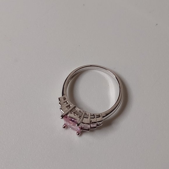 Very Pretty Pink And Silver Tone Ring Size 8.75 - Picture 6 of 10